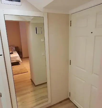 Flat In The Center Of *