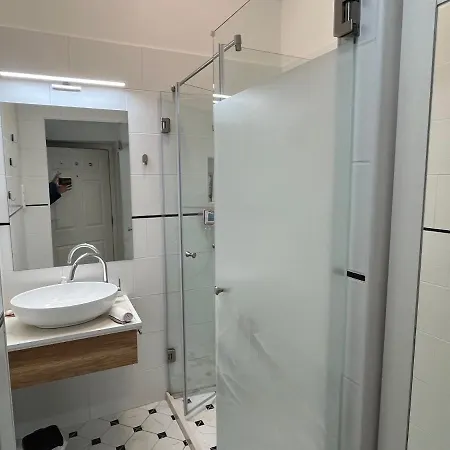 Apartment Flat In The Center Of