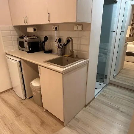 Flat In The Center Of